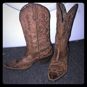 Ariat dandy snip toe 👢 boots